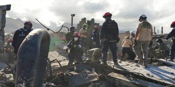 FEMA Urban Search and Rescue teams work with local fire departments and National Guard amid the Hawaii Wildfires.